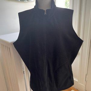 Woolrich Andes women's black fleece vest, size XXL